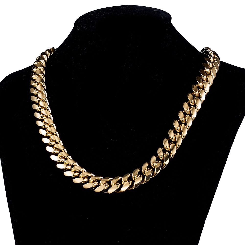 Collier Pendentif Élégant en Acier Inoxydable et Fermoir Mousqueton