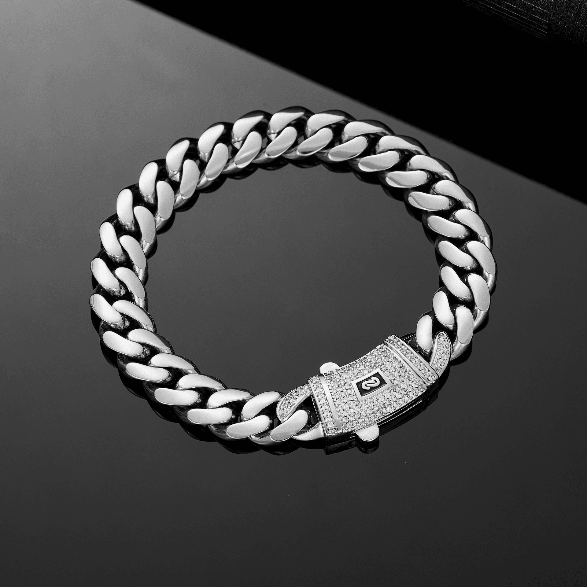 Collier Homme en Acier Inoxydable Poli - Style Moderne